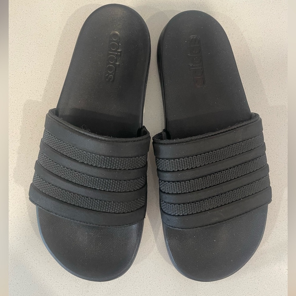 Adidas adilette slides black womens size 8